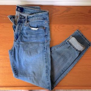 Never worn great quality GAP jeans
